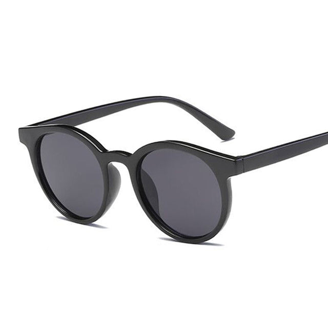 Women retro sunglasses