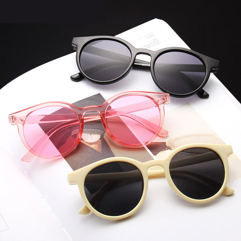 Women retro sunglasses