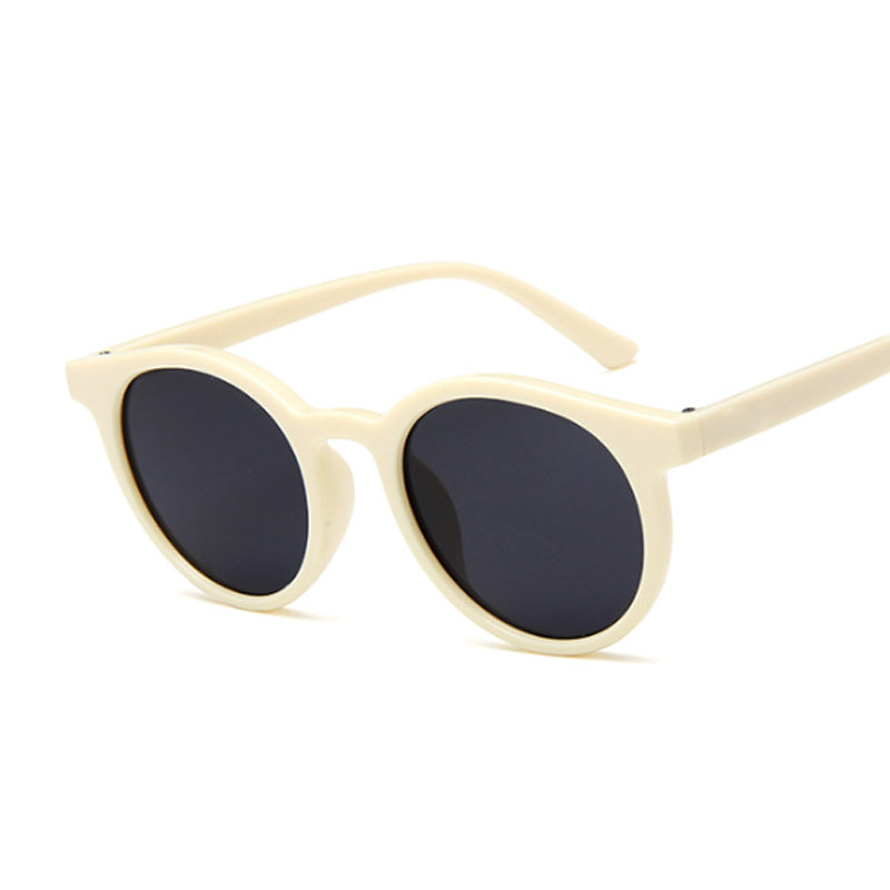 Women retro sunglasses