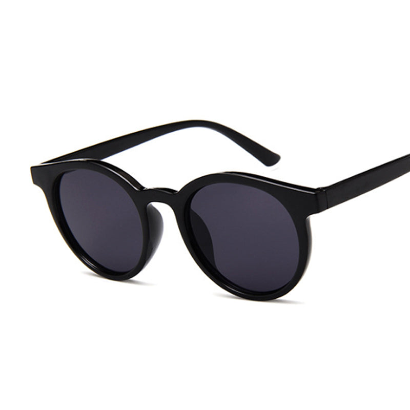 Women retro sunglasses