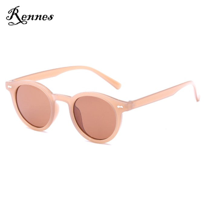 Women retro sunglasses